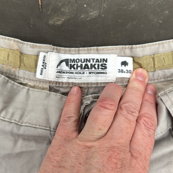 Mountain Khakis Cream Chinos Lightweight Flat Front size 38x30 - Picture 4 of 6